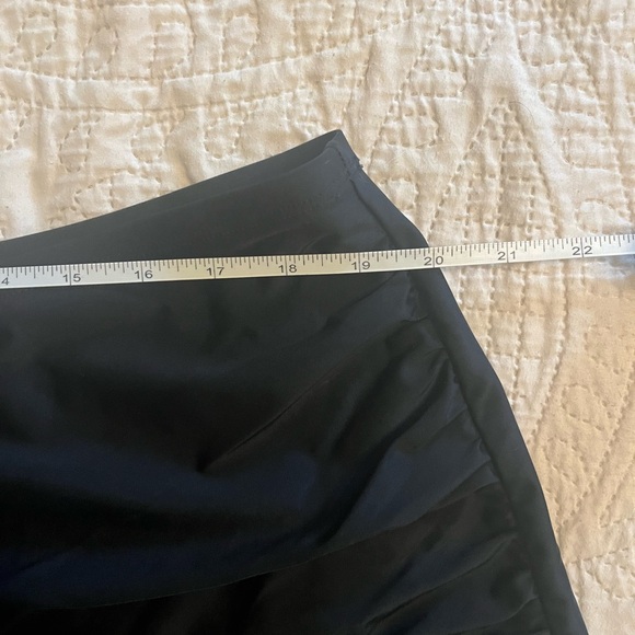 Summersalt swimsuit and swim skirt. - Picture 8 of 10